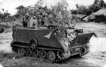 arvn_apc_1972_700